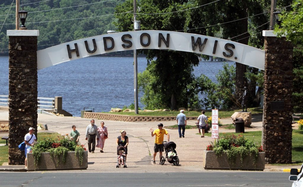 commercial real estate Hudson WI